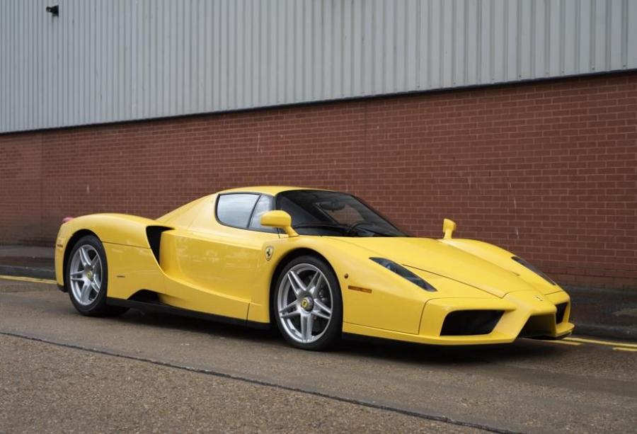  Ferrari Enzo Giallo Modena 2003 года  (фото 1 из 12)
